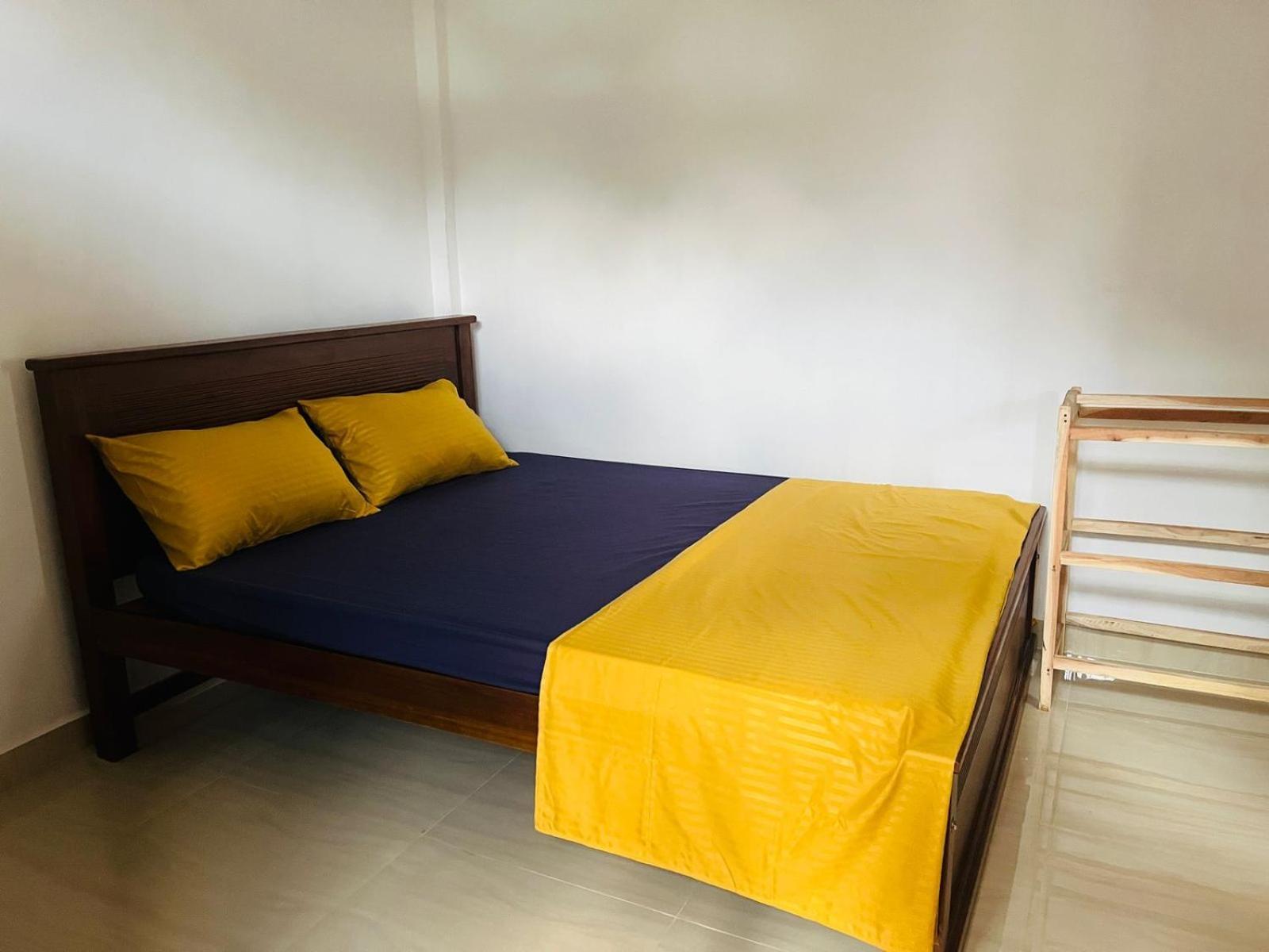 J & J Homestay Jaffna Extérieur photo