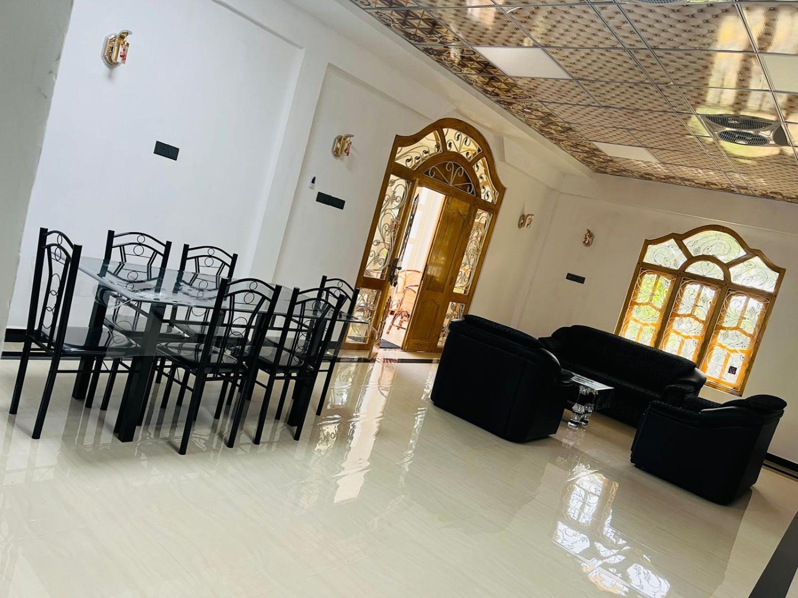 J & J Homestay Jaffna Extérieur photo